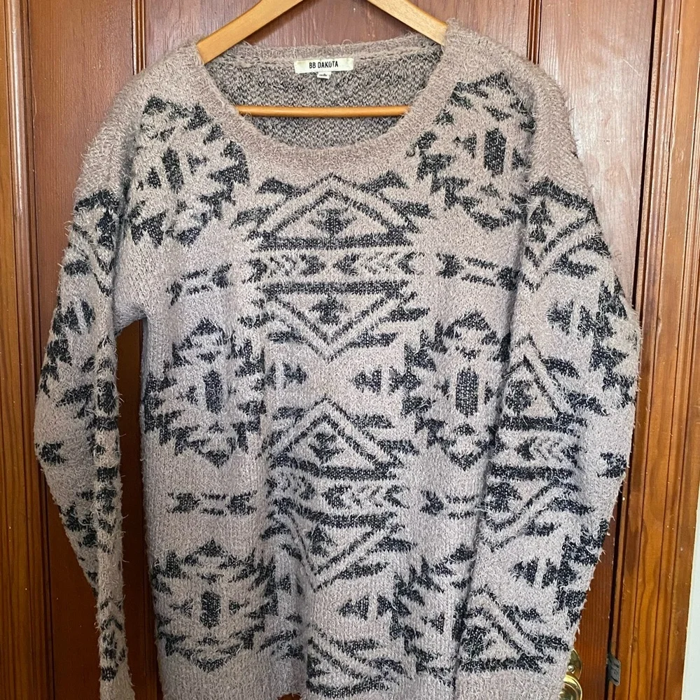 SOLD - Picture 3 of 11